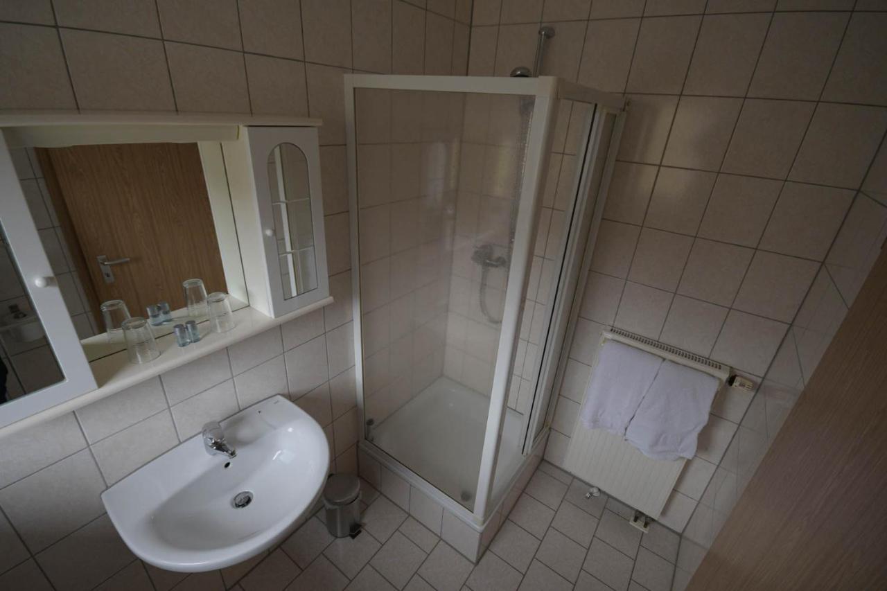 Zimmer Ohne Fruehstueck In Der Forellenzucht Burgen (Mayen-Koblenz) Exterior foto