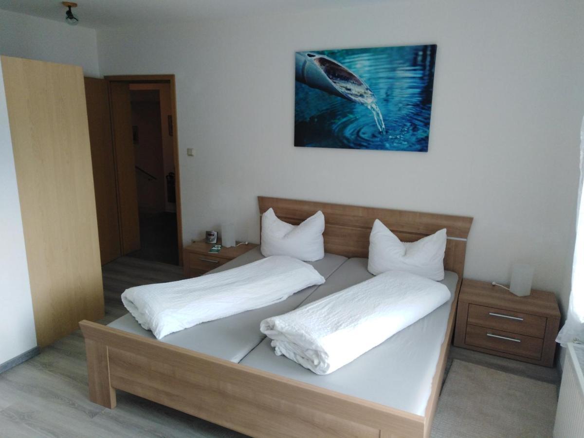 Zimmer Ohne Fruehstueck In Der Forellenzucht Burgen (Mayen-Koblenz) Exterior foto